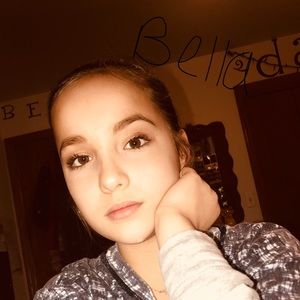 Meet your Posher, Bella